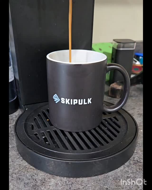 Good morning and Happy New Year 🎉
Thanks @mug.experience for the fun mug!
#skipulk #themugexperience