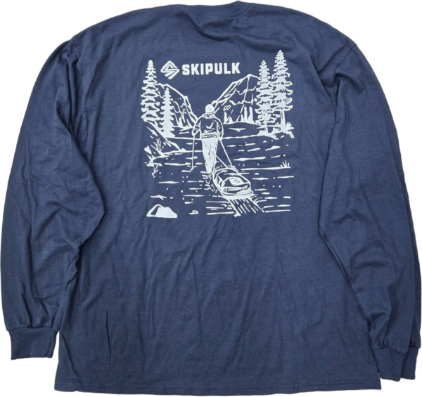 Navy long sleeve pulk t shirt with winter scene